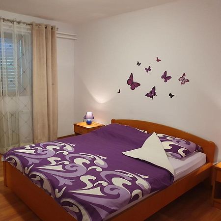 Apartments Sara Labin  Εξωτερικό φωτογραφία